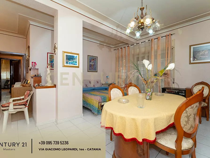 Immagine 14 di Trilocale in vendita  in Via Caduti del Lavoro 2 a Gravina Di Catania