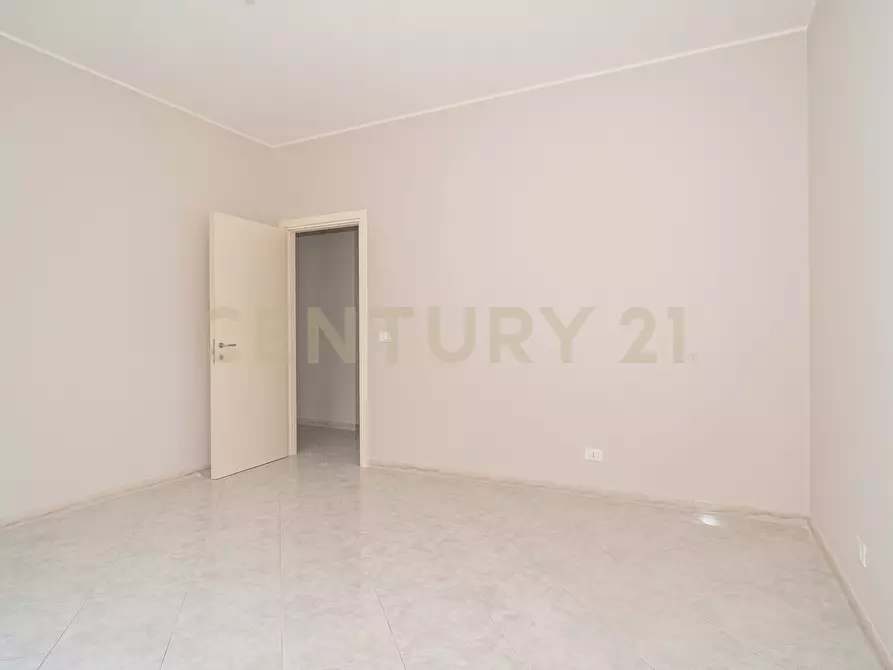 Immagine 20 di Quadrilocale in vendita  in Via Salvo D'Acquisto 42 a Aci Catena