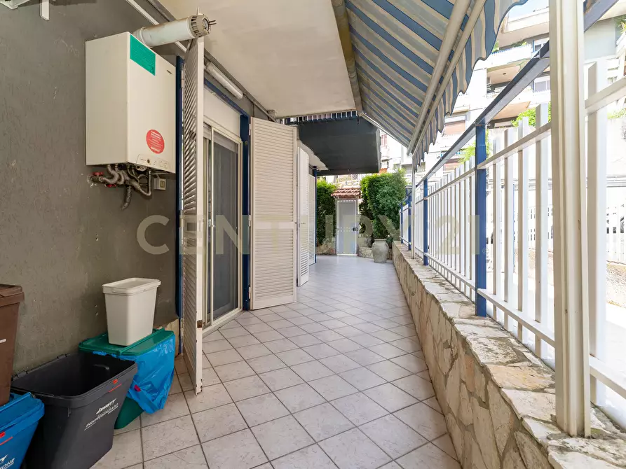 Immagine 35 di Pentalocale in vendita  in Via Nobile 19 a San Gregorio Di Catania