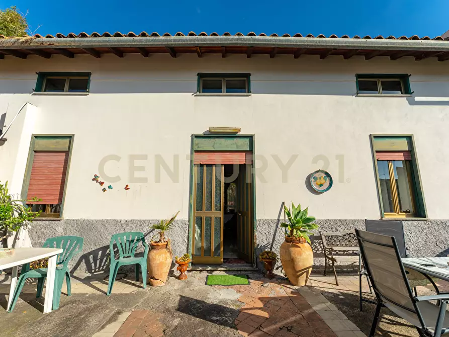 Immagine 84 di Casa indipendente in vendita  in Via Re Martino 212 a Catania