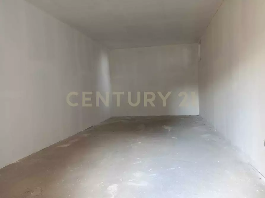 Immagine 3 di Garage in vendita  in Via Domenico Morelli 13 a Catania