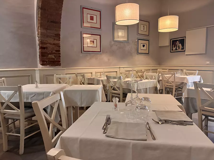 Immagine 6 di Bar / Ristorante in vendita  in Via Roma 75 a Orbetello