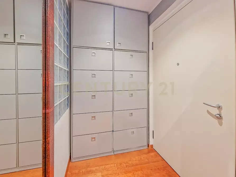 Immagine 11 di Bilocale in affitto  in Via Angelo Scarsellini 36 a Verona