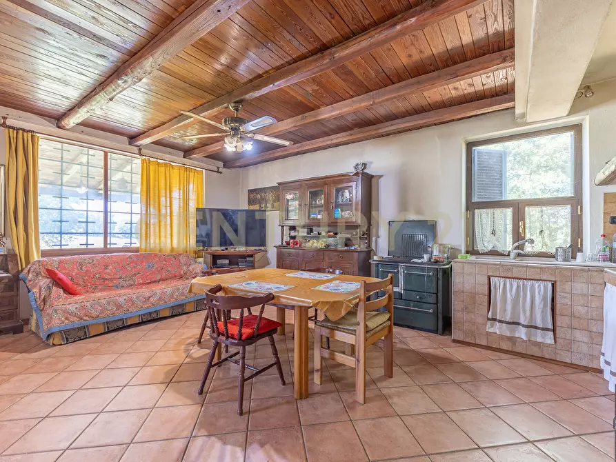 Immagine 46 di Rustico / casale in vendita  in località san quirichello a Barbarano Romano