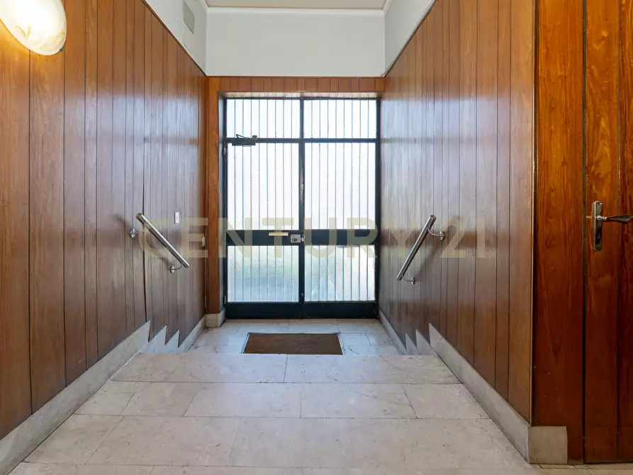 Immagine 43 di Attico in vendita  in Via San Filippo Neri 26 a Catania