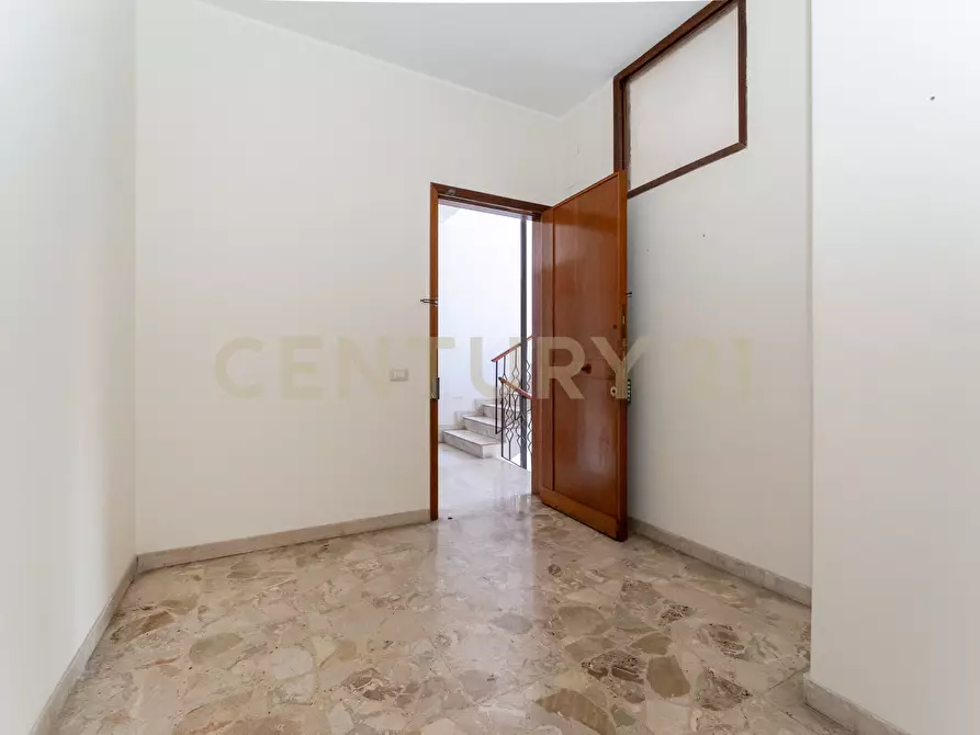 Immagine 11 di Trilocale in vendita  in Via Novaluce 48 a Tremestieri Etneo