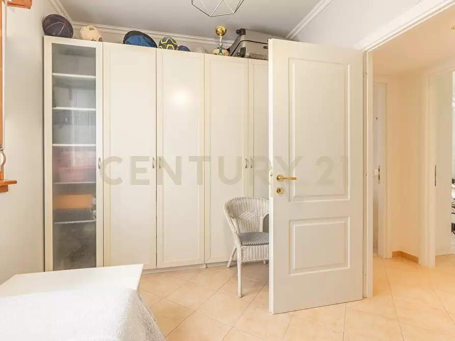 Immagine 36 di Quadrilocale in vendita  in Via Moggio Udinese 28 a Roma