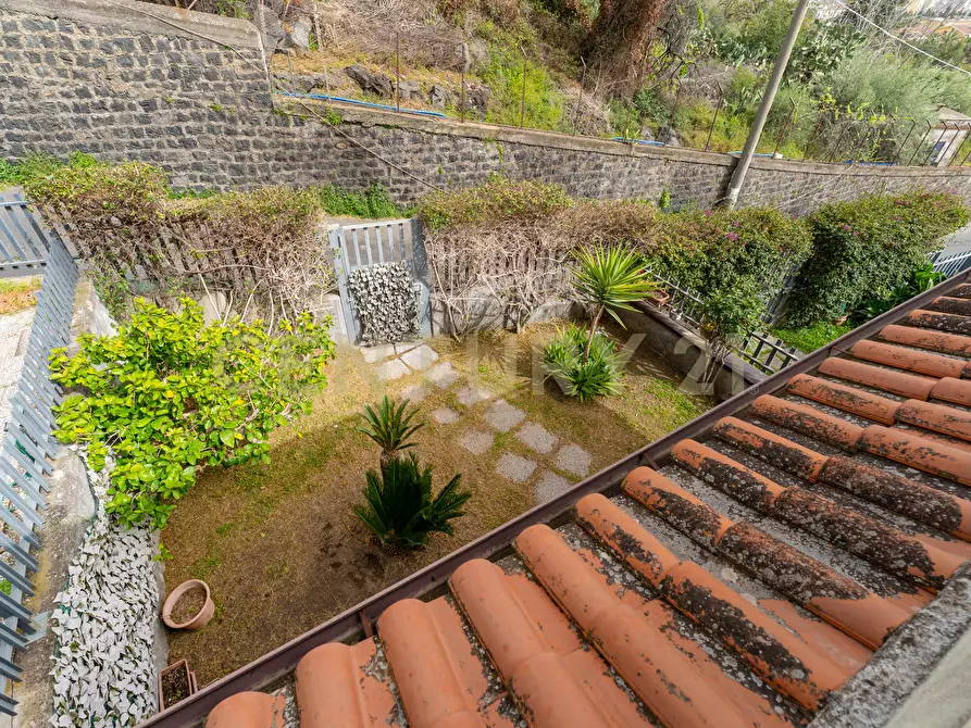 Immagine 10 di Villa in vendita  in Via Santa Rosa da Lima 17 a Catania