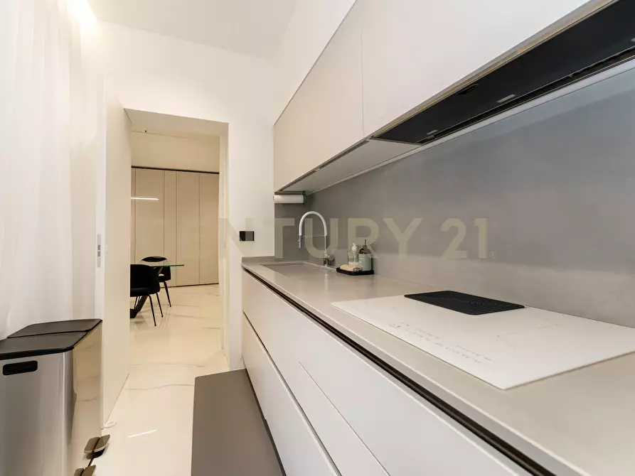 Immagine 49 di Villa in vendita  in Via Sant' Andrea 8 a Catania