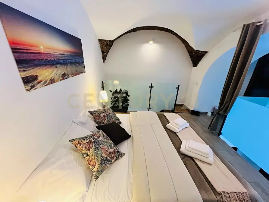 Immagine 34 di Loft/Open space in vendita  in Via Cristoforo Colombo 38 a Catania