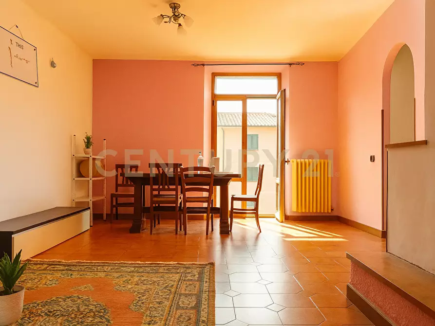 Immagine 1 di Pentalocale in vendita  in via primo maggio 24 a Abbadia San Salvatore