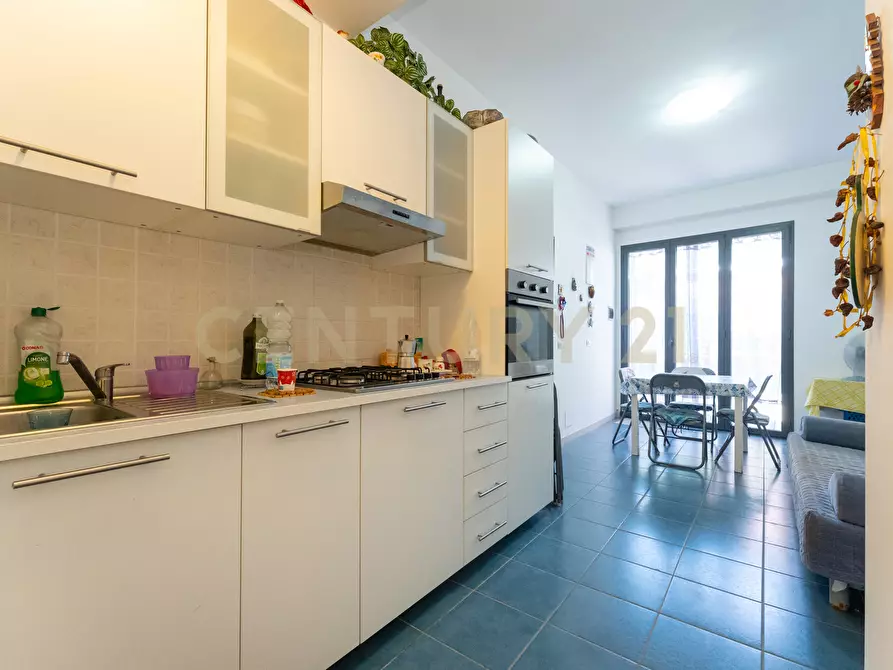 Immagine 10 di Trilocale in vendita  in Via Spiaggia 306 a Catania