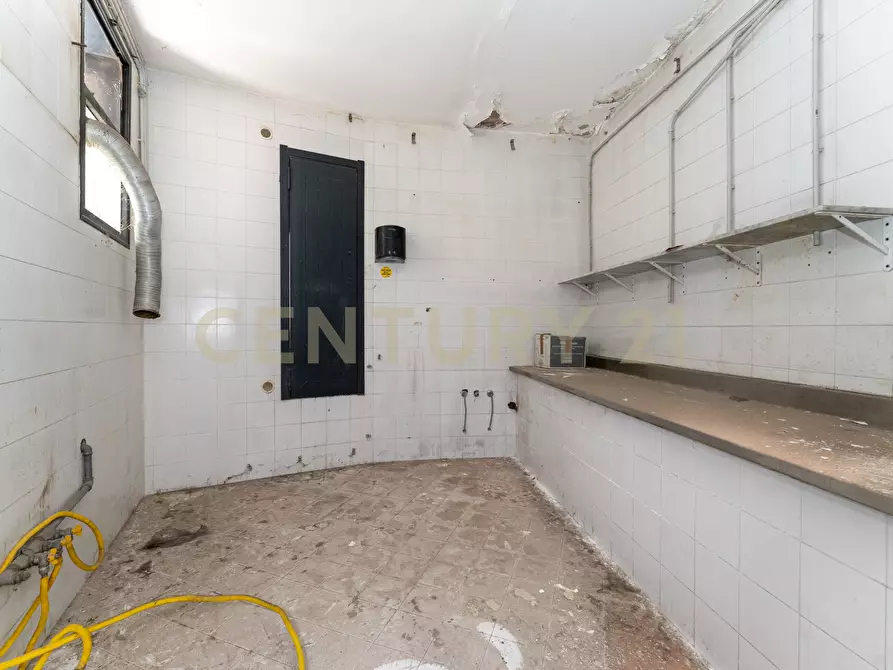 Immagine 18 di Attività commerciale in vendita  in Via Paolo Lopis 19/M a Catania