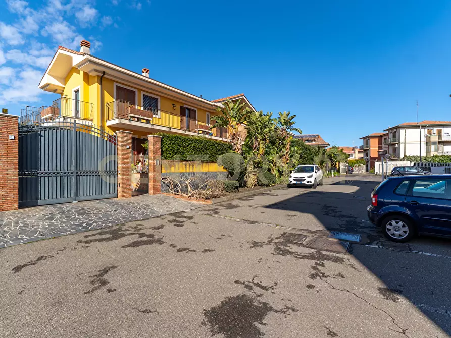 Immagine 2 di Casa indipendente in vendita  in Via N. Martoglio 3 a San Gregorio Di Catania