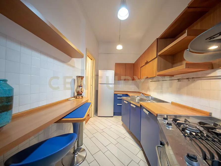 Immagine 18 di Trilocale in vendita  in Via Bevagna 56 a Roma