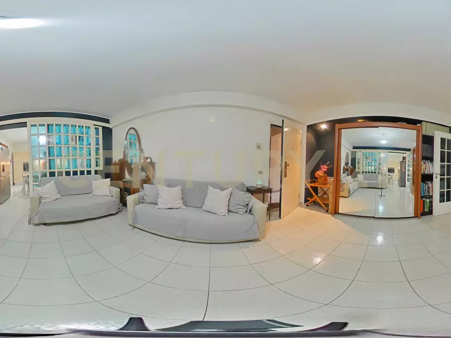 Immagine 53 di Quadrilocale in vendita  in Via Gesualdo Bufalino 1 a Aci Catena