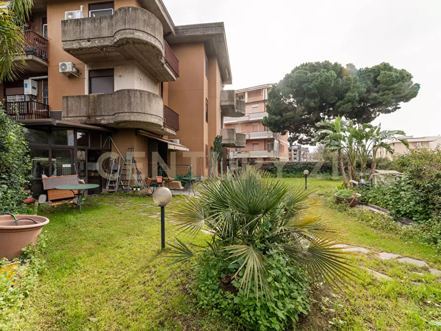 Immagine 25 di Quadrilocale in vendita  in Via Teseo a Catania
