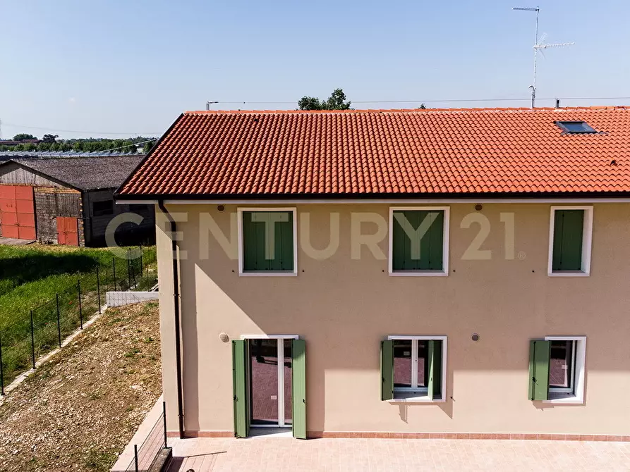 Immagine 69 di Trilocale in vendita  in Via Toffanelle Nuove snc a Zevio