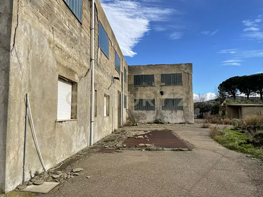 Immagine 71 di Attività artigianale in vendita  in Via Santisi a Motta D'affermo