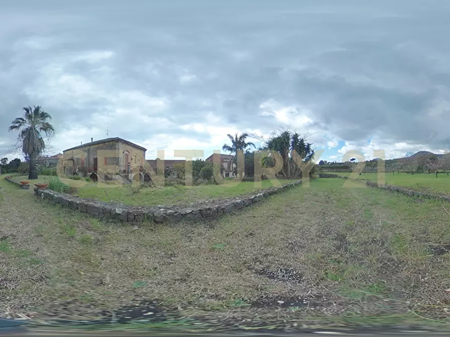 Immagine 27 di Casa indipendente in vendita  in Via Armando Diaz 83 a Zafferana Etnea