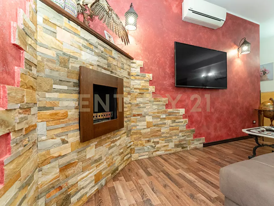 Immagine 15 di Appartamento in vendita  in Via Giordano Bruno a Misterbianco