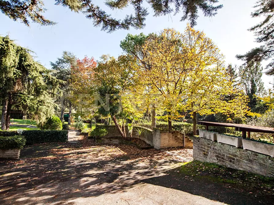 Immagine 42 di Casa bifamiliare in vendita  in Via Veientana 380D a Roma