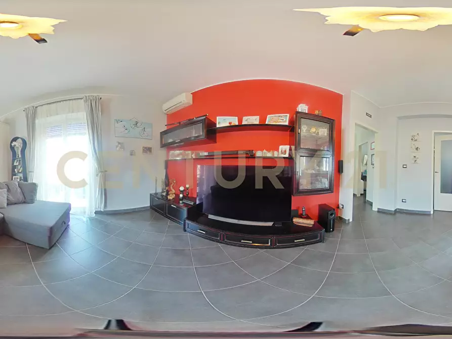 Immagine 58 di Quadrilocale in vendita  in Via Veglia 1 a Catania