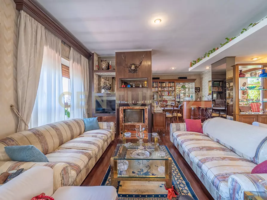 Immagine 17 di Attico in vendita  in Viale Cortina d'Ampezzo 199 a Roma