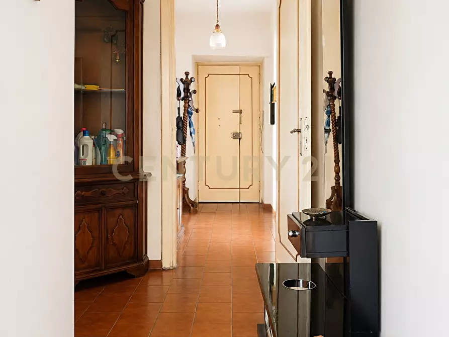 Immagine 25 di Loft/Open space in vendita  in Via XVIII Giugno a Abbadia San Salvatore