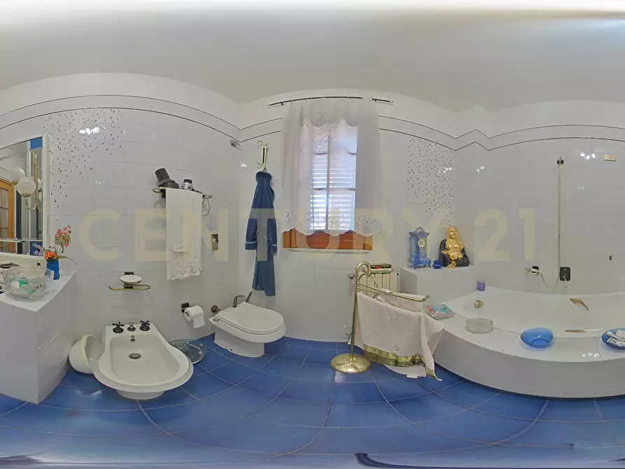 Immagine 165 di Villa in vendita  in Via Ottavia Penna 50 a Caltagirone