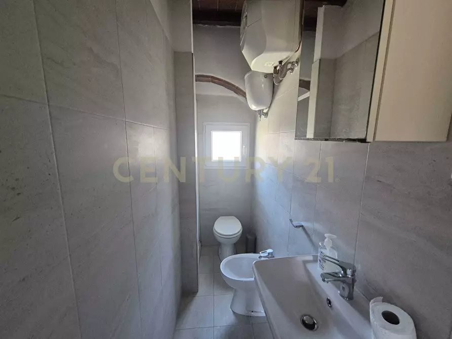 Immagine 9 di Bilocale in vendita  in Piazza Porta Conti 23 a Civitella Paganico