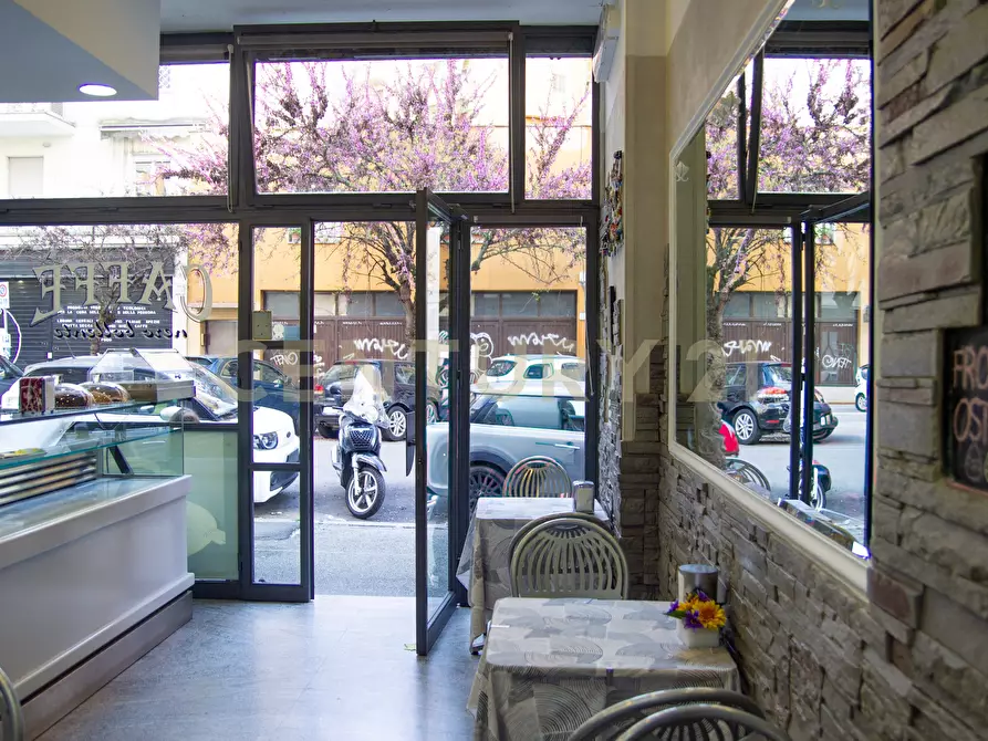 Immagine 26 di Bar / Ristorante in vendita  in Via Tripolitania 203 a Roma