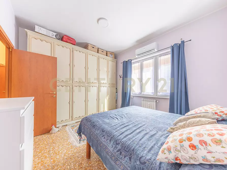 Immagine 10 di Bilocale in vendita  in Via Michelangelo Pinto 3 a Roma