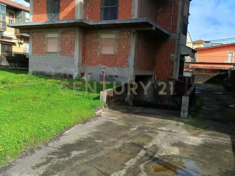 Immagine 2 di Casa bifamiliare in vendita  in Stradale Cravone a Catania