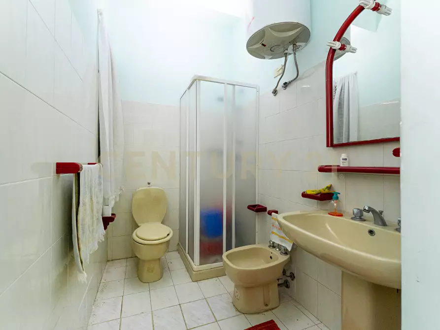 Immagine 6 di Bilocale in vendita  in Via Nazionale 74 bis a Letojanni