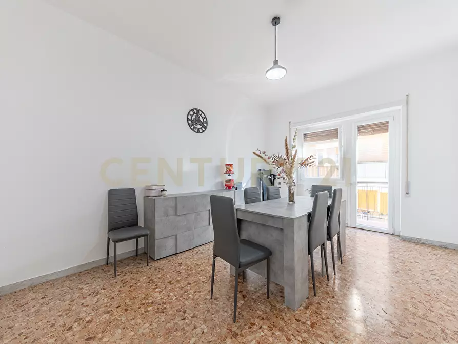 Immagine 8 di Trilocale in vendita  in Via Luigi Rava 9 a Roma