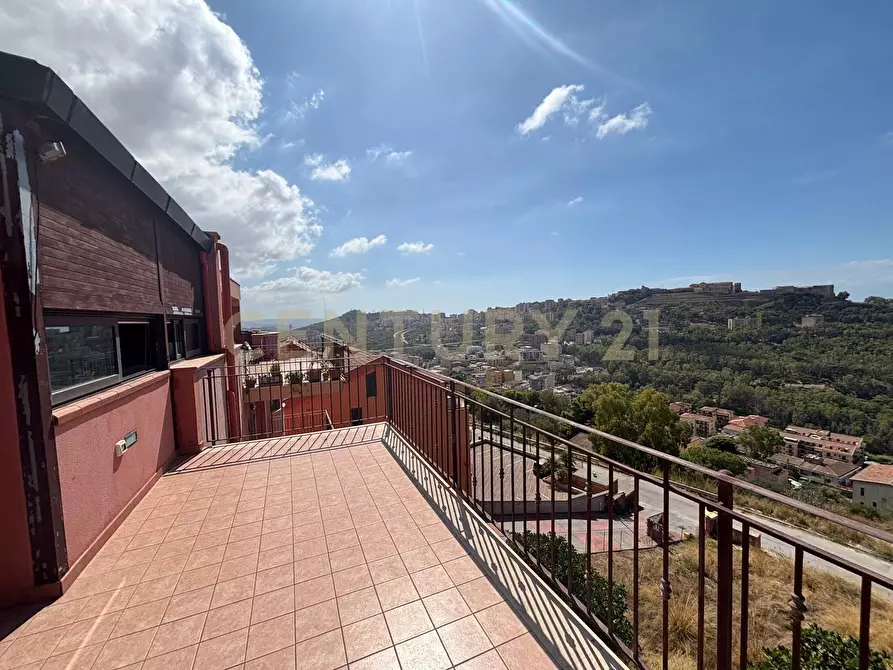 Immagine 5 di Pentalocale in vendita  in Via Giuseppe Basile 2 a Agrigento