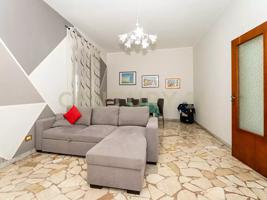 Immagine 18 di Quadrilocale in vendita  in Via Rosina Anselmi 7 a Catania