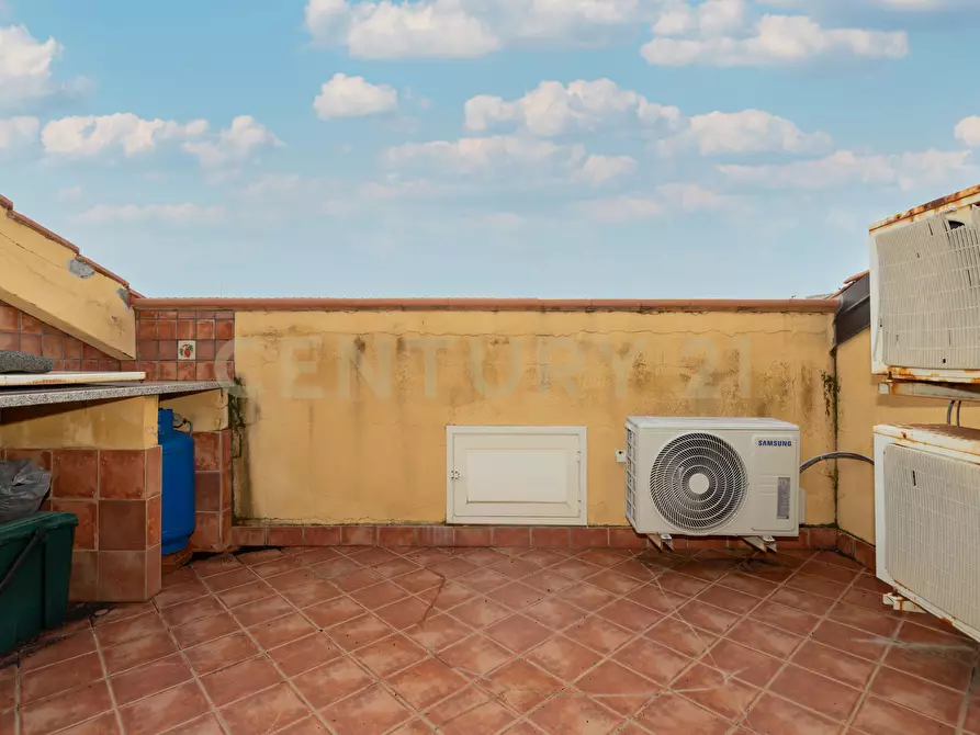 Immagine 80 di Mansarda in vendita  in Via Spiaggia 39 a Mascali