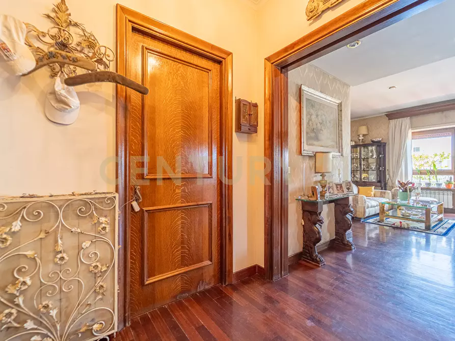 Immagine 45 di Attico in vendita  in Viale Cortina d'Ampezzo 199 a Roma