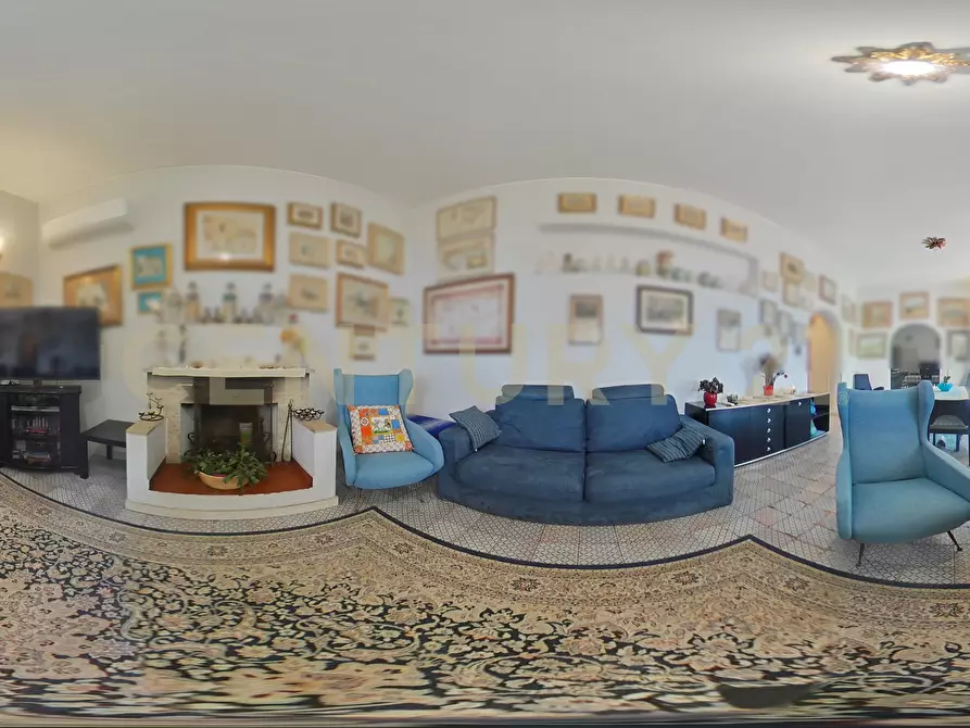 Immagine 80 di Villa in vendita  in Via Leonardo Da Vinci 5 a Taormina