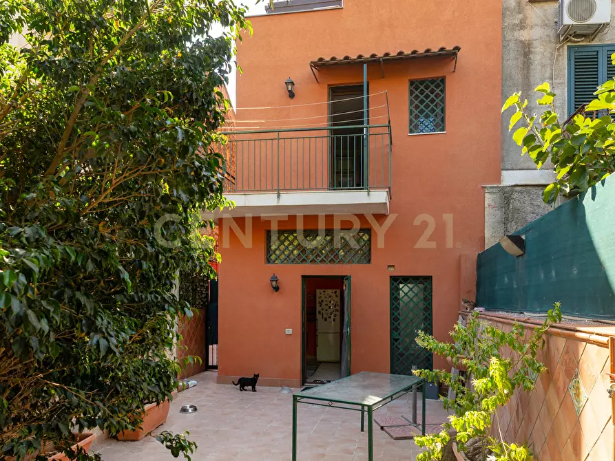 Immagine 37 di Casa indipendente in vendita  in Via Anastasio 32 a Catania