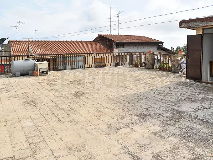 Immagine 24 di Appartamento in vendita  in Viale delle Olimpiadi 11 a Aci Catena