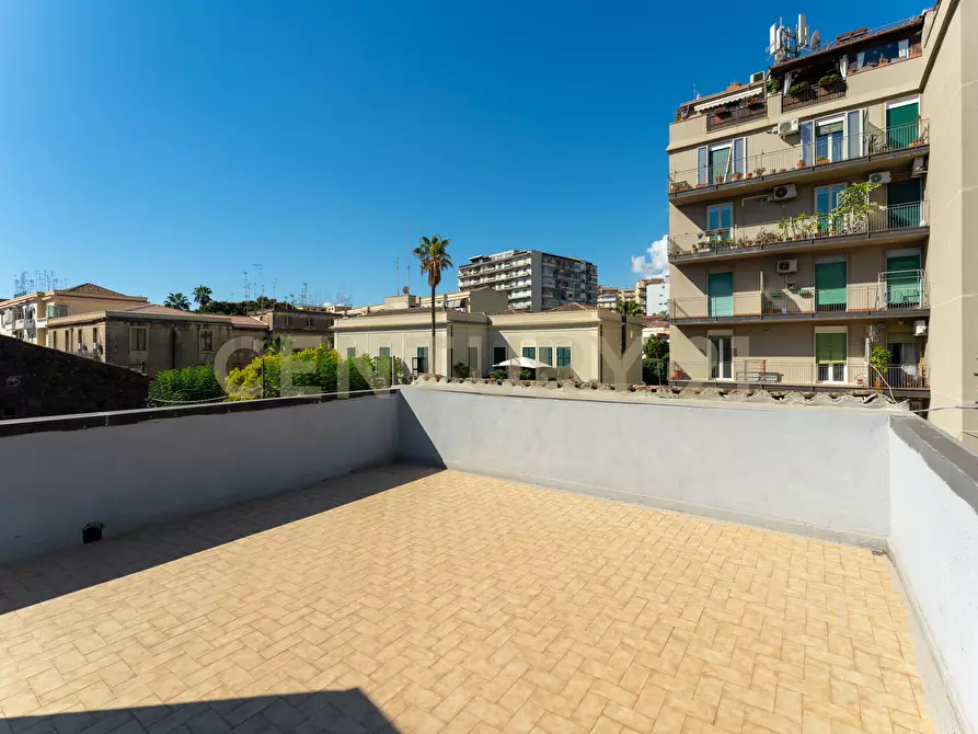 Immagine 38 di Terratetto in vendita  in Via Stazzone 149 a Catania