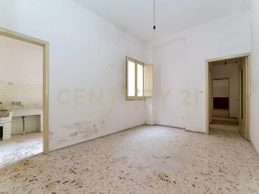 Immagine 37 di Pentalocale in vendita  in Via Principe Umberto 397 a Augusta