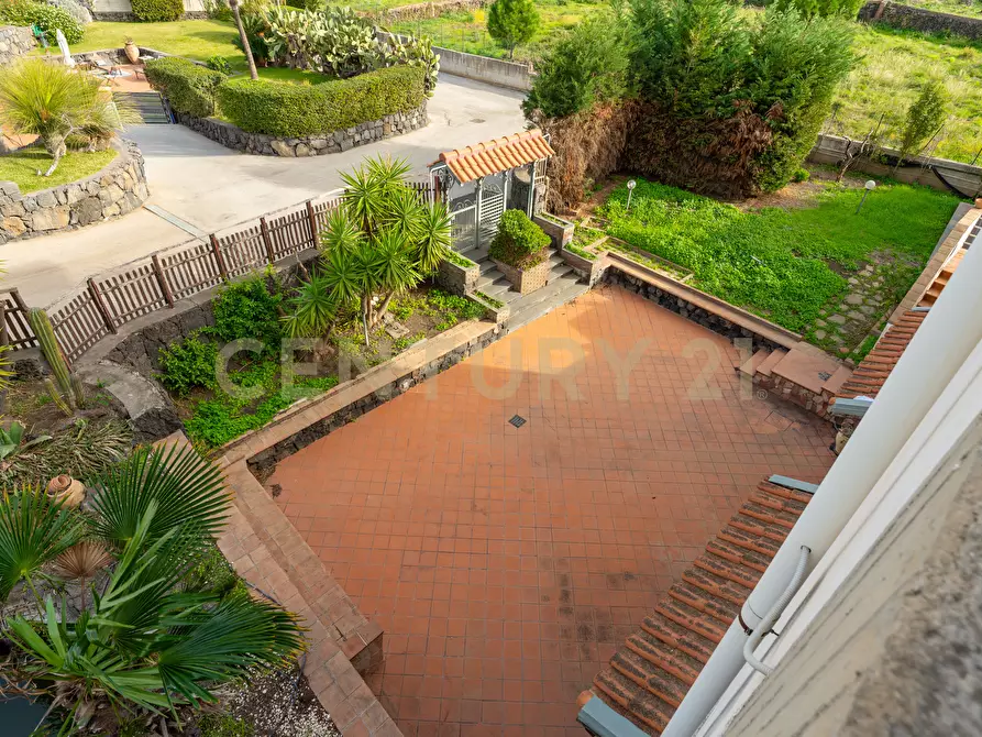 Immagine 31 di Villa in vendita  in Via Porto Marretti 17 a Mascalucia