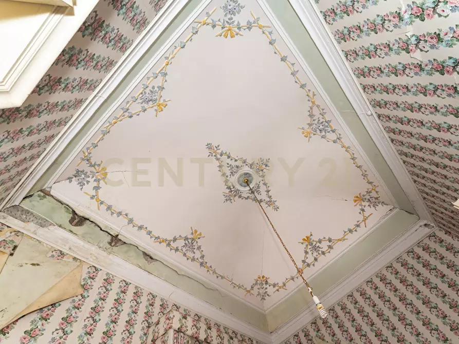 Immagine 80 di Casa indipendente in vendita  in Via Armando Diaz 83 a Zafferana Etnea