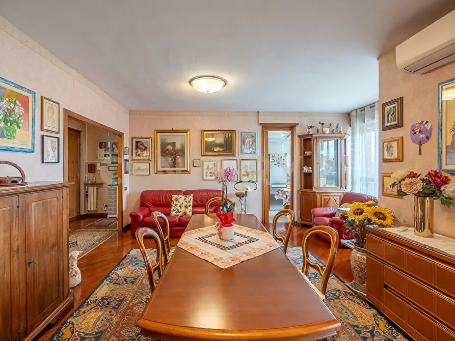 Immagine 5 di Trilocale in vendita  in Via Ettore Arena 201 a Roma