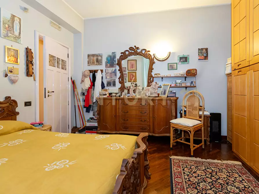 Immagine 32 di Villa in vendita  in Via Salemi 19 a Mascalucia