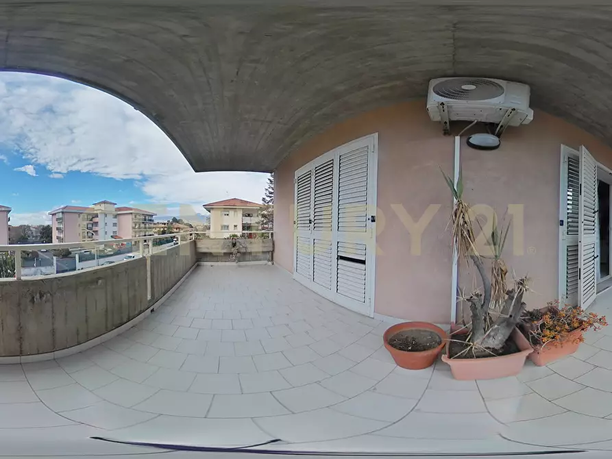 Immagine 47 di Pentalocale in vendita  in Via Nino Martoglio 13 a Valverde